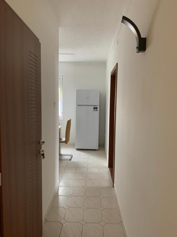 Thermal Next II Weninger Apartman Kiskunhalas Eksteriør bilde