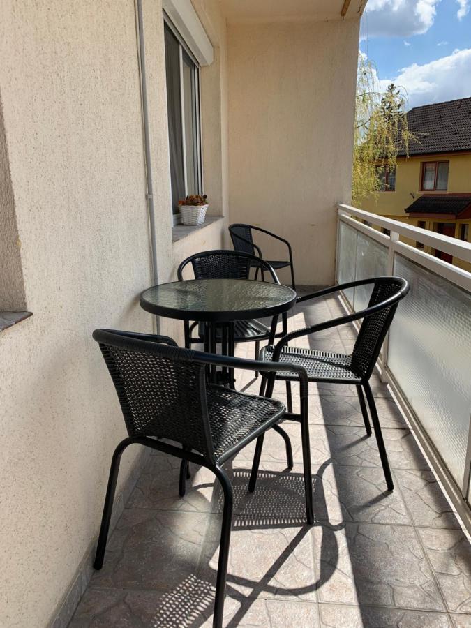 Thermal Next II Weninger Apartman Kiskunhalas Eksteriør bilde